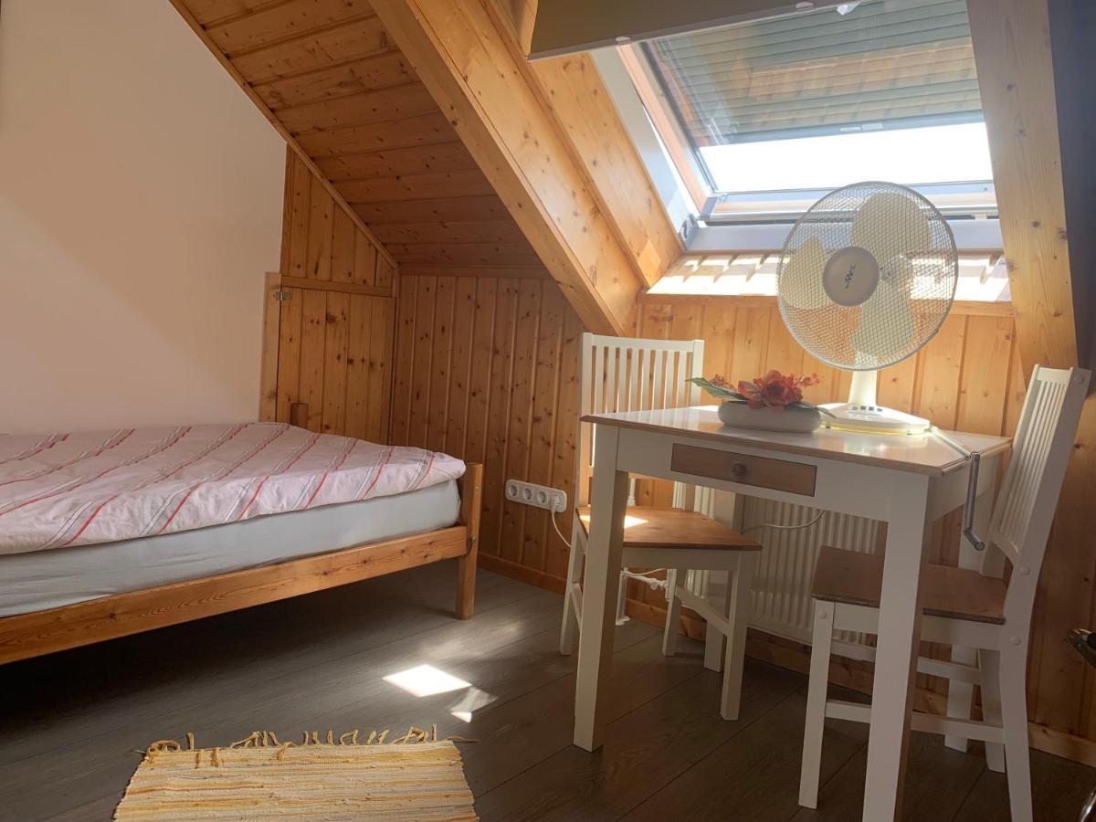 Haus Valentina Apartment Waldsolms Ngoại thất bức ảnh